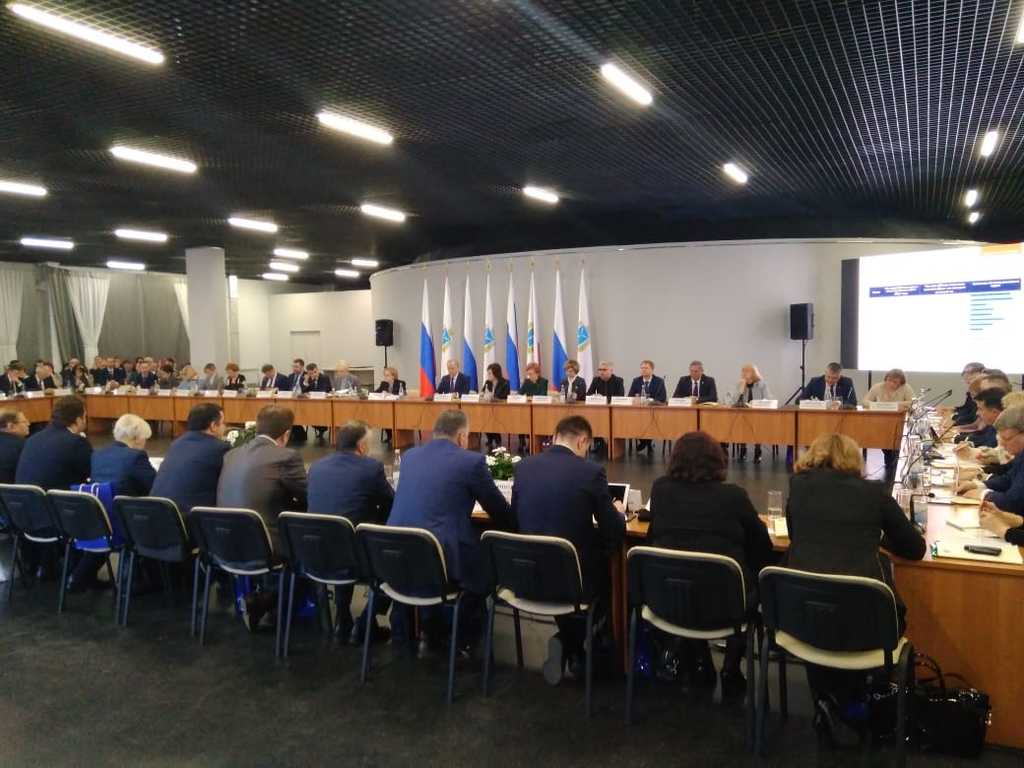 Директор ТФОМС Ульяновской области – Владимир Смирнов принял участие в выездном совещании в г. Саратове